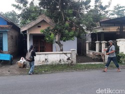 Tangkap 2 Terduga Teroris di Kediri, Densus 88 Sita Buku Jihad Hingga Laptop
