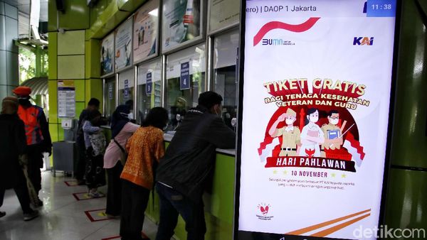 Asyik, Kini Guru hingga Veteran Dapat Tiket Kereta Gratis