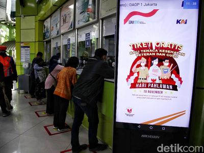 Asyik, Kini Guru hingga Veteran Dapat Tiket Kereta Gratis