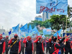 Sejumlah Ruas Jalan Ditutup karena Demo di Patung Kuda, Ini Daftarnya