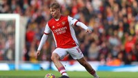 Emile Smith Rowe, gelandang serang ini justru cukup on fire. Pemain jebolan akademi Arsenal ini sudah mengemas limna gol dari 14 laga (Getty Images/Richard Heathcote)