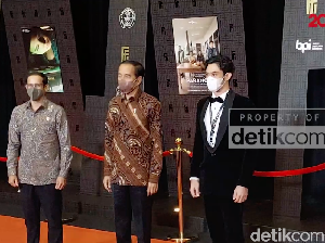Hadiri FFI 2021 di Hari Pahlawan, Jokowi Cerita Jasa Bapak Perfilman RI Hadiri FFI 2021 di Hari Pahlawan, Jokowi Cerita Jasa Bapak Perfilman RI
