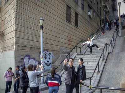 Gegara Joker, Tangga di New York Ini Diserbu Turis