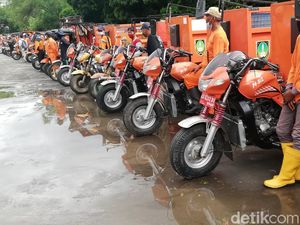 Ini yang Bikin Halaman Parkir Stadion Manahan Solo Mendadak Oranye