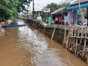 detikcom Do Your Magic: Cerita Warga Kebanjiran Saat Tanggul Kali Baru Jebol detikcom Do Your Magic: Cerita Warga Kebanjiran Saat Tanggul Kali Baru Jebol