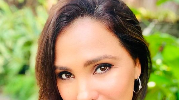 Foto: Ini Artis India yang Jadi Heboh, Ada di Aplikasi Kencan Padahal Bersuami