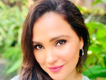 Foto: Ini Artis India yang Jadi Heboh, Ada di Aplikasi Kencan Padahal Bersuami
