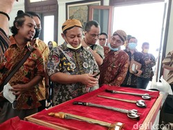 Hadiri Keris Expo Surabaya, Sarmuji: Keris Dampingi Pahlawan Berjuang