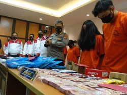 Polda DIY Ringkus Komplotan Pencuri Data Kartu Kredit