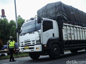 Prioritas Utama Hilangkan Truk ODOL: Berantas Preman dan Pungli! Prioritas Utama Hilangkan Truk ODOL: Berantas Preman dan Pungli!