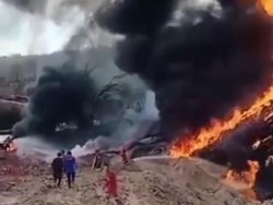 Upaya Pemadaman Semburan Api di Sumur Minyak Ilegal Sumsel Terus Dilakukan