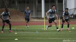 Tinggi Banget! Ini Potret Elkan Baggott Latihan Bareng Timnas