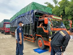 Truk Kelebihan Muatan Bakal Kena Tilang di Tol Jakbar