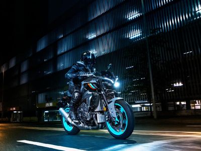Yamaha MT-10 Kini Lebih Gahar