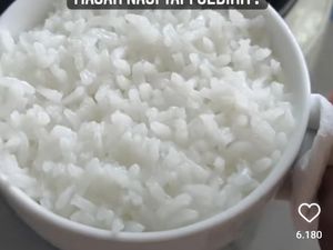 Anak Kos Wajib Tahu, Begini Cara Masak Nasi 1 Porsi Agar Hasilnya Pulen