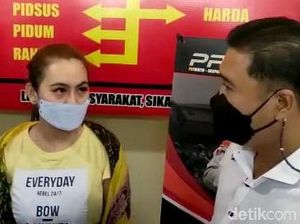 DJ Sandra Arimbi Ngaku Dikontrak Rp 50 Juta buat Live Promo Judi Online DJ Sandra Arimbi Ngaku Dikontrak Rp 50 Juta buat Live Promo Judi Online
