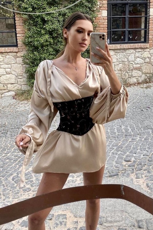 Fashion item yang berbahaya untuk kesehatan/Foto: Pinterest.com/ Fashion item yang berbahaya untuk kesehatan