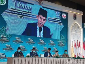 MUI: Pinjaman Online Maupun Offline Mengandung Riba Hukumnya Haram! MUI: Pinjaman Online Maupun Offline Mengandung Riba Hukumnya Haram!