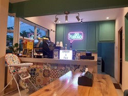 Jingga Corner, Kafe Masa Kini dengan Menu Nostalgia