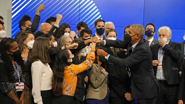 Kharisma Obama Belum Sirna