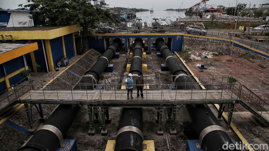 PLN Cek Kesiapan Rumah Pompa Waduk Pluit Hadapi Musim Hujan PLN Cek Kesiapan Rumah Pompa Waduk Pluit Hadapi Musim Hujan