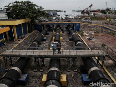 PLN Cek Kesiapan Rumah Pompa Waduk Pluit Hadapi Musim Hujan