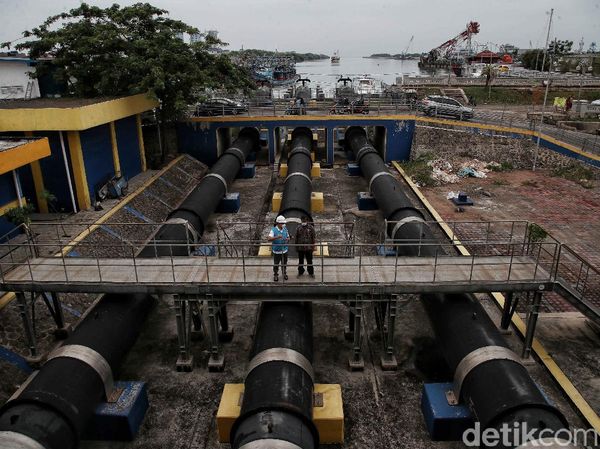 PLN Cek Kesiapan Rumah Pompa Waduk Pluit Hadapi Musim Hujan