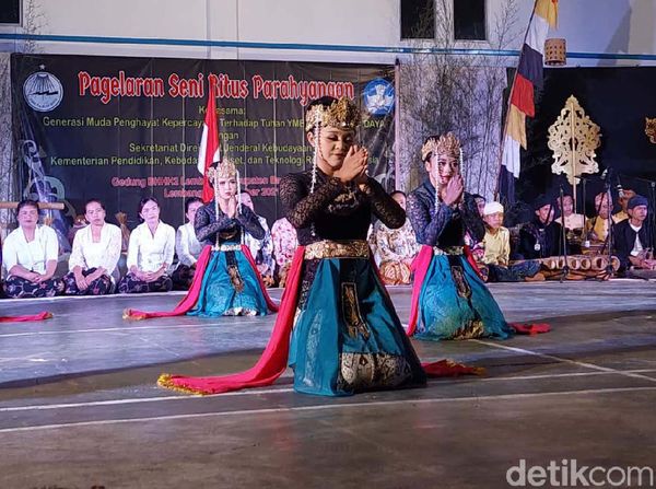 Menengok Pagelaran Seni Budaya Ritus Parahyangan