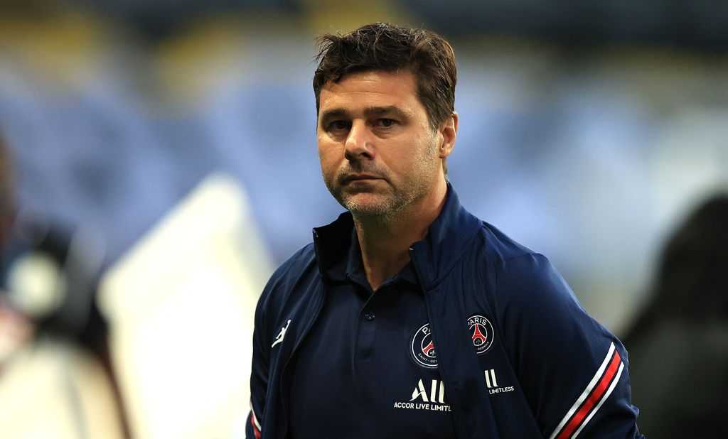 PARIS, FRANCE - AUGUST 14:  Mauricio Pochettino, head coach of Paris Saint- Germain looks on during the Ligue 1 Uber Eats match between Paris Saint Germain and Strasbourg at Parc des Princes on August 14, 2021 in Paris, France. (Photo by David Rogers/Getty Images)