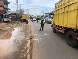 Mahasiswi UIN Jambi Tewas Terlindas Truk Tangki, Sopir Melarikan Diri