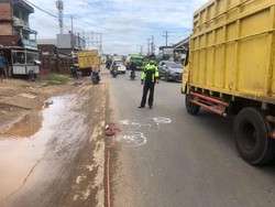 Mahasiswi UIN Jambi Tewas Terlindas Truk Tangki, Sopir Melarikan Diri