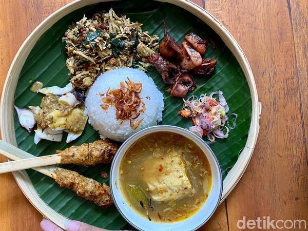 Segar Gurih Seafood Ngiyu Racikan Dapur Bali Moela