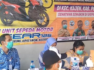 Vaksin COVID-19 di Sini Greget Banget, Sudah Gratis Dapat Motor Pula