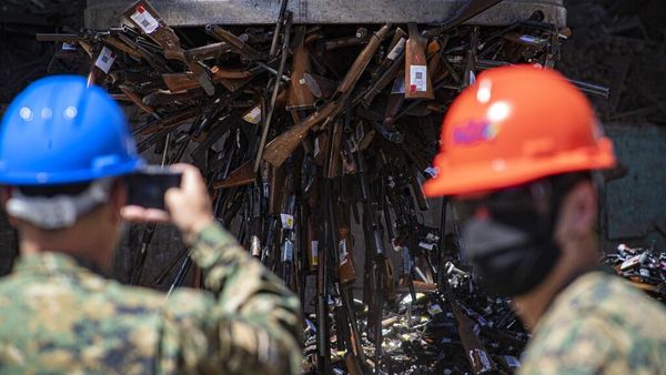 13.000 Senjata Api di Chile Dimusnahkan