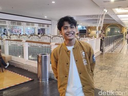 Pasangan Prewed Bakal Tuntut Pengelola Bromo, Bintang Emon: Nyalahin Angin Kek!