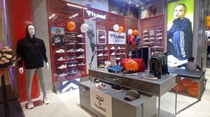 Brand Ternama Denmark Mejeng di Trans Studio Mall Bandung