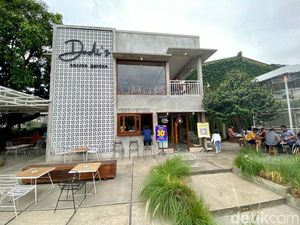 Nyantai di Coffee Shop Hits Depok yang Hadirkan Nuansa Asri