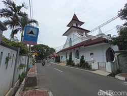 Orang Depok Zaman Dulu... Ngomong Pakai Bahasa Belanda