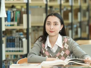 3 Jurusan Kuliah yang Langka dan Baru Ada di Surabaya 3 Jurusan Kuliah yang Langka dan Baru Ada di Surabaya