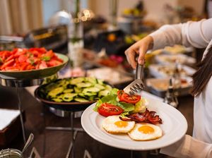 Pikir Lagi Kalau Ambil Jatah Sarapan di Hotel, Warga AS Dilarang ke Indonesia Pikir Lagi Kalau Ambil Jatah Sarapan di Hotel, Warga AS Dilarang ke Indonesia
