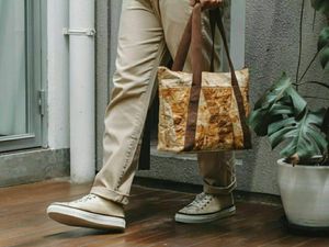 Bikin Inovasi, Pemuda Ini Sulap Jamur Jadi Produk Fesyen Bikin Inovasi, Pemuda Ini Sulap Jamur Jadi Produk Fesyen
