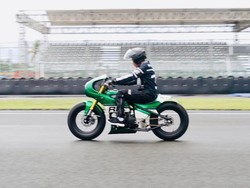 Segini Harga Motor Kawasaki W175 yang Ditunggangi Jokowi di Sirkuit Mandalika