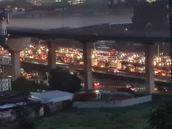 Jakarta Diguyur Hujan, Jalanan Macet Parah