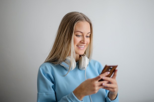 Kepribadian seseorang yang sering menggunakan emoji