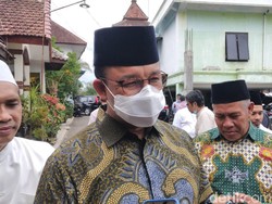 Pengacara Jelaskan Momen Pertemuan Farid Okbah dan Anies Baswedan