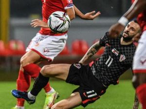 Brozovic Buat Gol Bunuh Diri Saat Bela Kroasia, Diketawain Pemain Inter