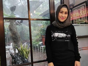 17 Tahun Berlalu, Nia AFI Kini Berhijab, Ini Kisah Hijrahnya