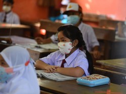 Testing 3 Ribu Siswa PTM di Banyuwangi, 1 Siswa Terdeteksi Positif COVID-19