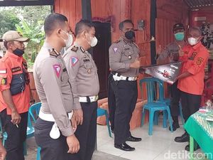 Waspada Pohon Tumbang di Jalur Arteri Ngawi Arah Solo Selama Musim Hujan