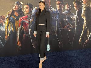 Raline Shah dan Gemma Chan Akrab di World Premiere Eternals